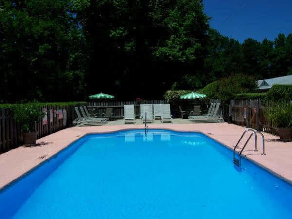 Durham Skyland Inn Luaran gambar
